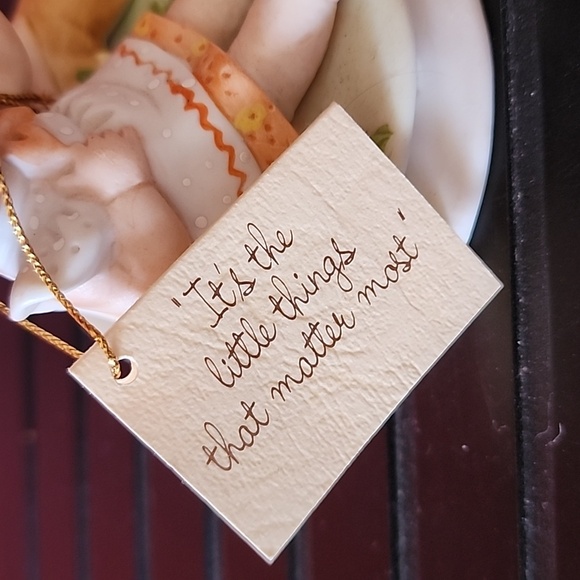 Designer's Collection Simple Pleasures Gretchen Children Blue Bird Figurine NWT - Picture 2 of 6